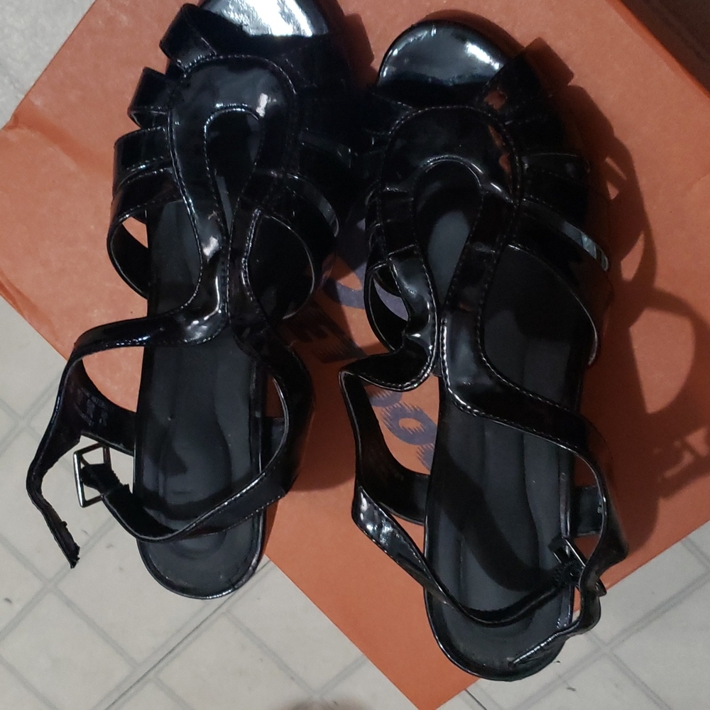 Black Airstep sandels
